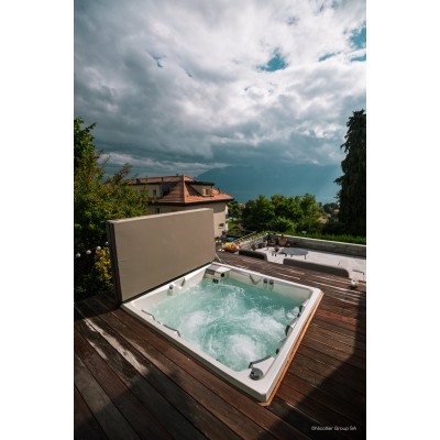 COLUMBA iN USSPA Jacuzzi Spa (7 pers.) COLUMBA iN USSPA Jacuzzi Spa (7 pers.)