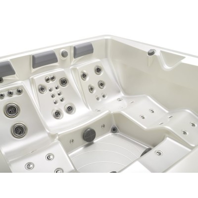 PERSEA USSPA Jacuzzi exterior (5 pers.)