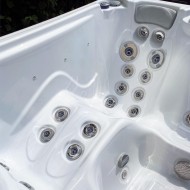 MANHATTAN Jacuzzi Spa Exterior (3 pers.) MANHATTAN Jacuzzi Spa Exterior (3 pers.)