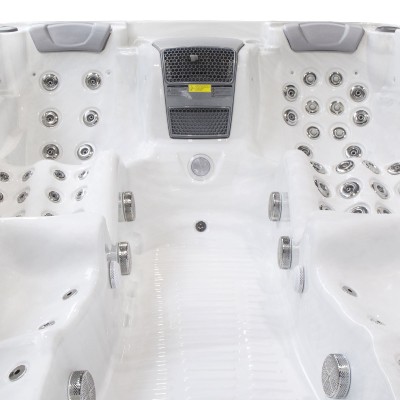 OLYMPUS Jacuzzi exterior (9 pers.)