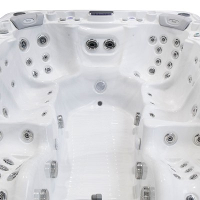OLYMPUS Jacuzzi exterior (9 pers.)